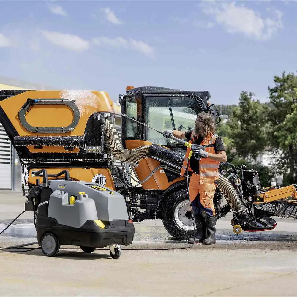 Karcher HDS 6/12 C Hot Water Pressure Washer - Image 10